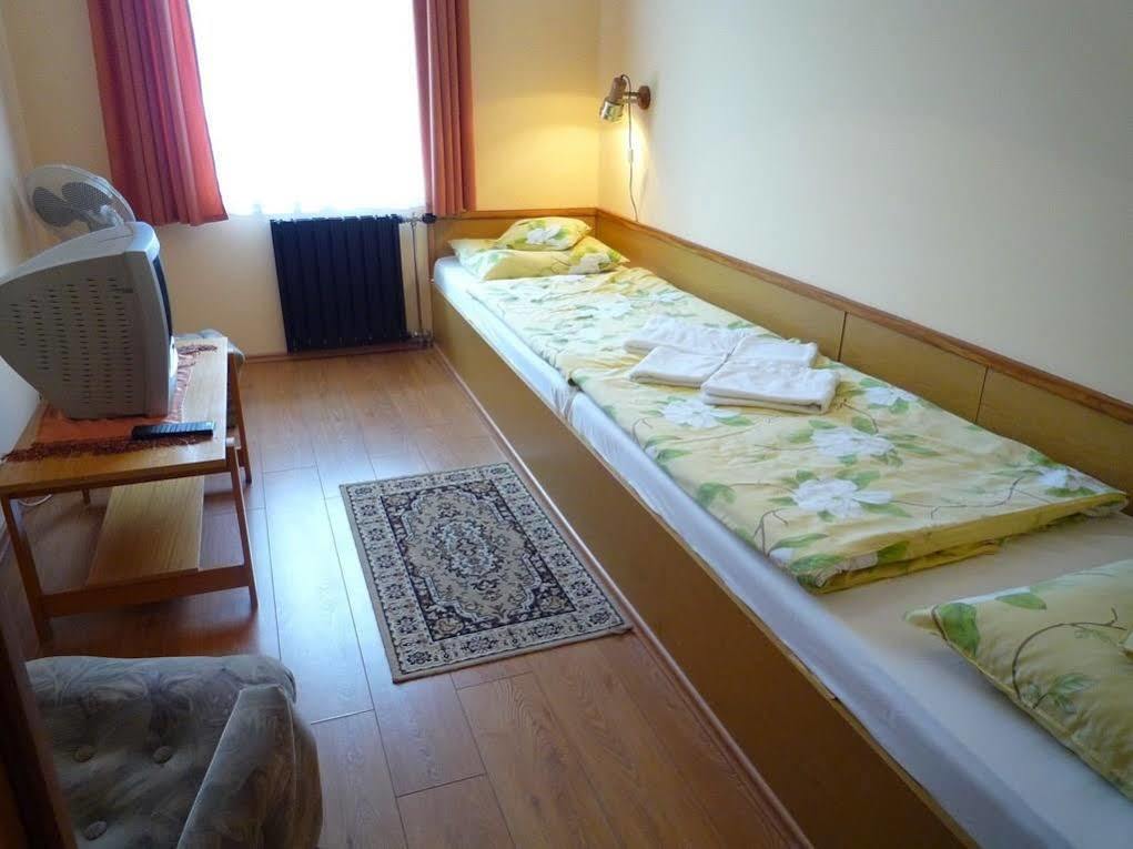 Hotel Orchidea Balástya Eksteriør billede